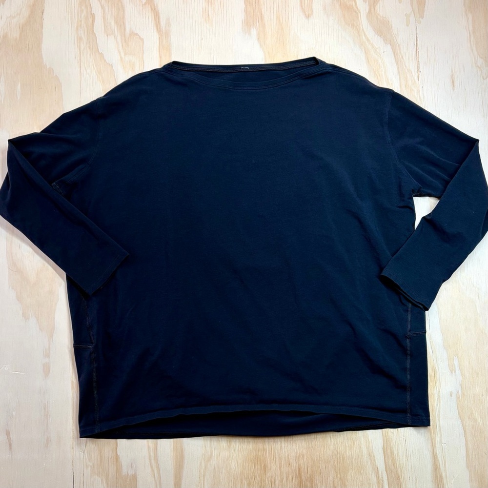 Lululemon Back In Action Long Sleeve Black Oversized No Size Tag